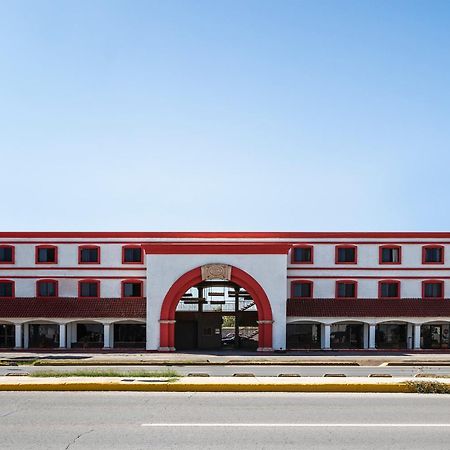 Oyo Hotel Real Del Sur, Estadio Chihuahua Exteriér fotografie