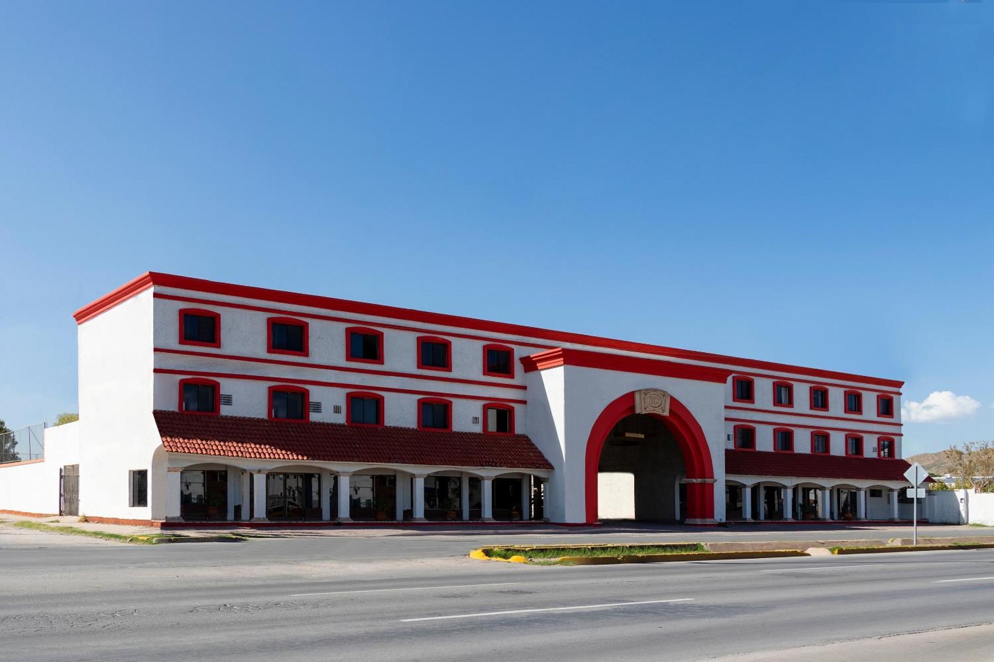 Oyo Hotel Real Del Sur, Estadio Chihuahua Exteriér fotografie